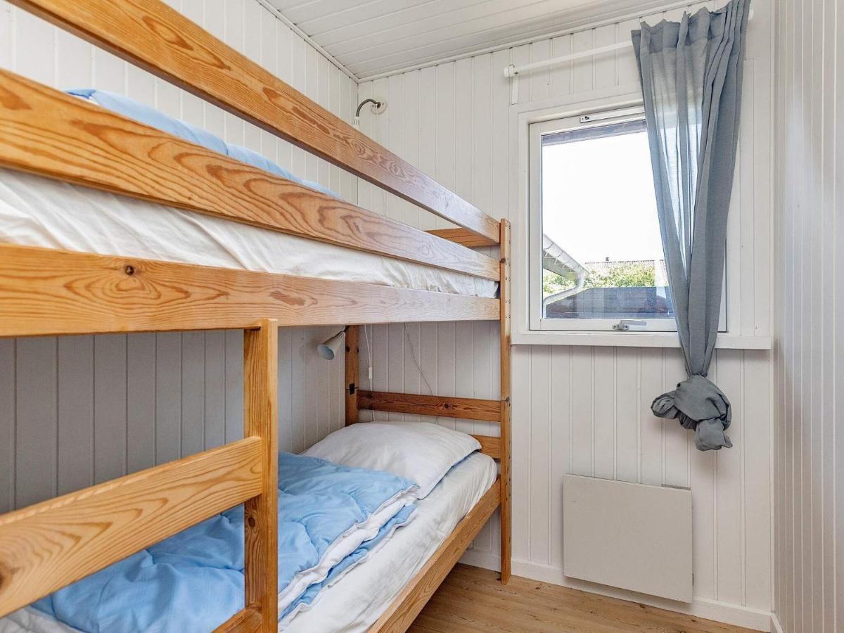 6 Person Holiday Home In هيرتسهلس المظهر الخارجي الصورة